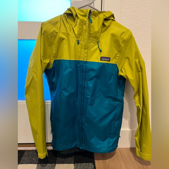 Patagonia Rain Jacket - Picture 2 of 7